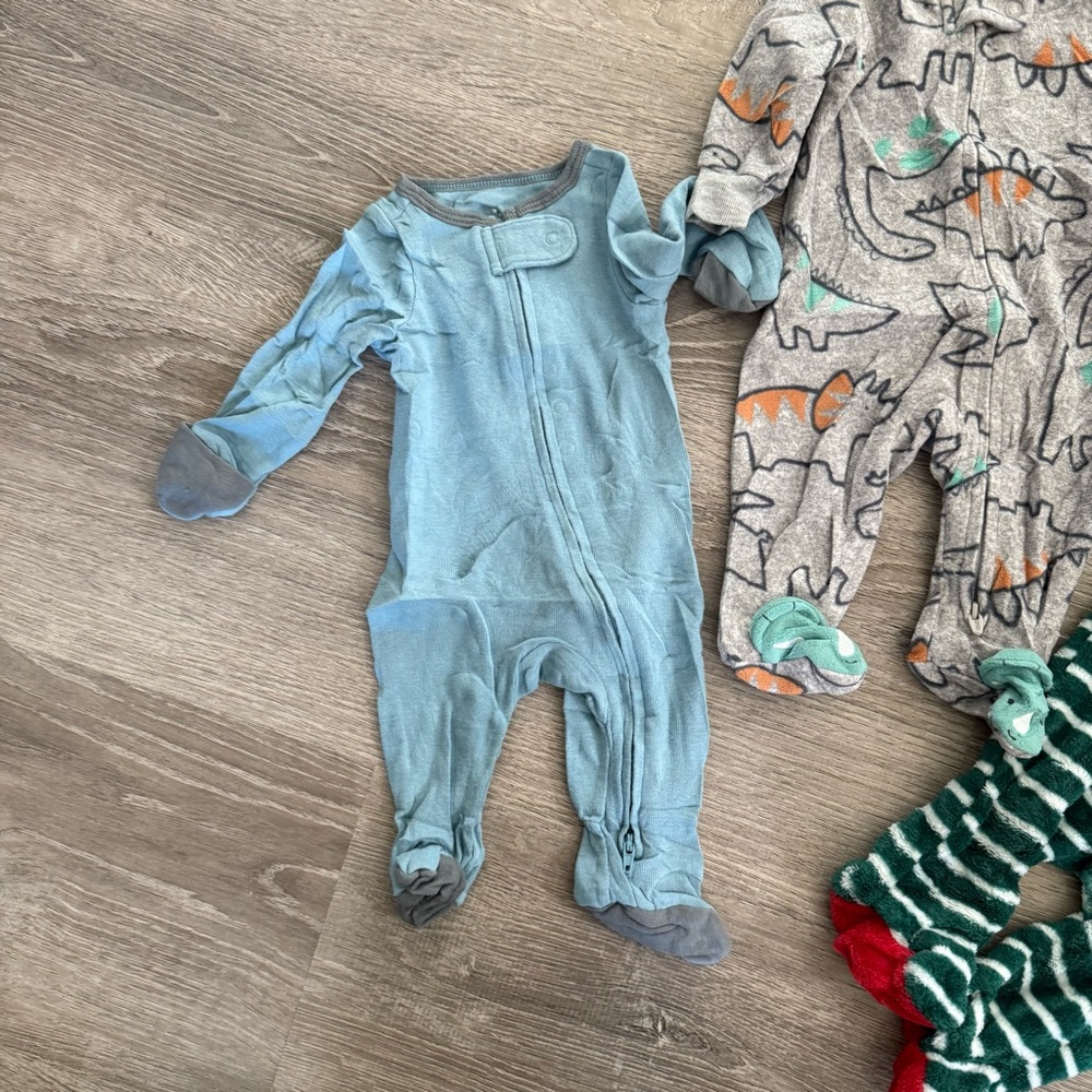 3 Baby Footed Pajamas Santa, Dinos, Blue Size Newborn - Picture 4 of 7